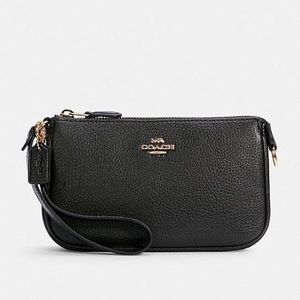 NWOT Coach Nolita 19